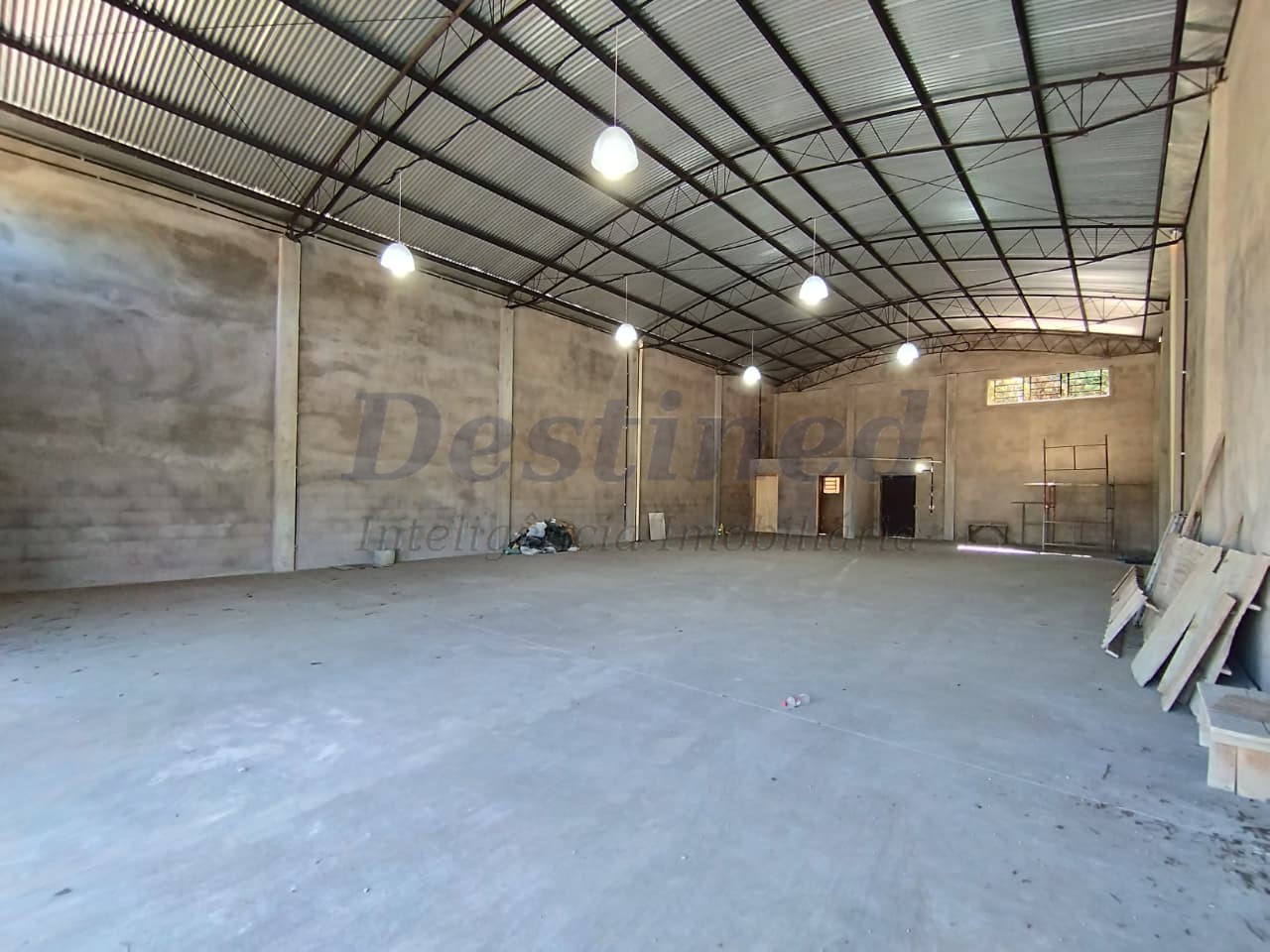 Imóvel Comercial para Locação Anual no bairro Rondônia em Novo Hamburgo