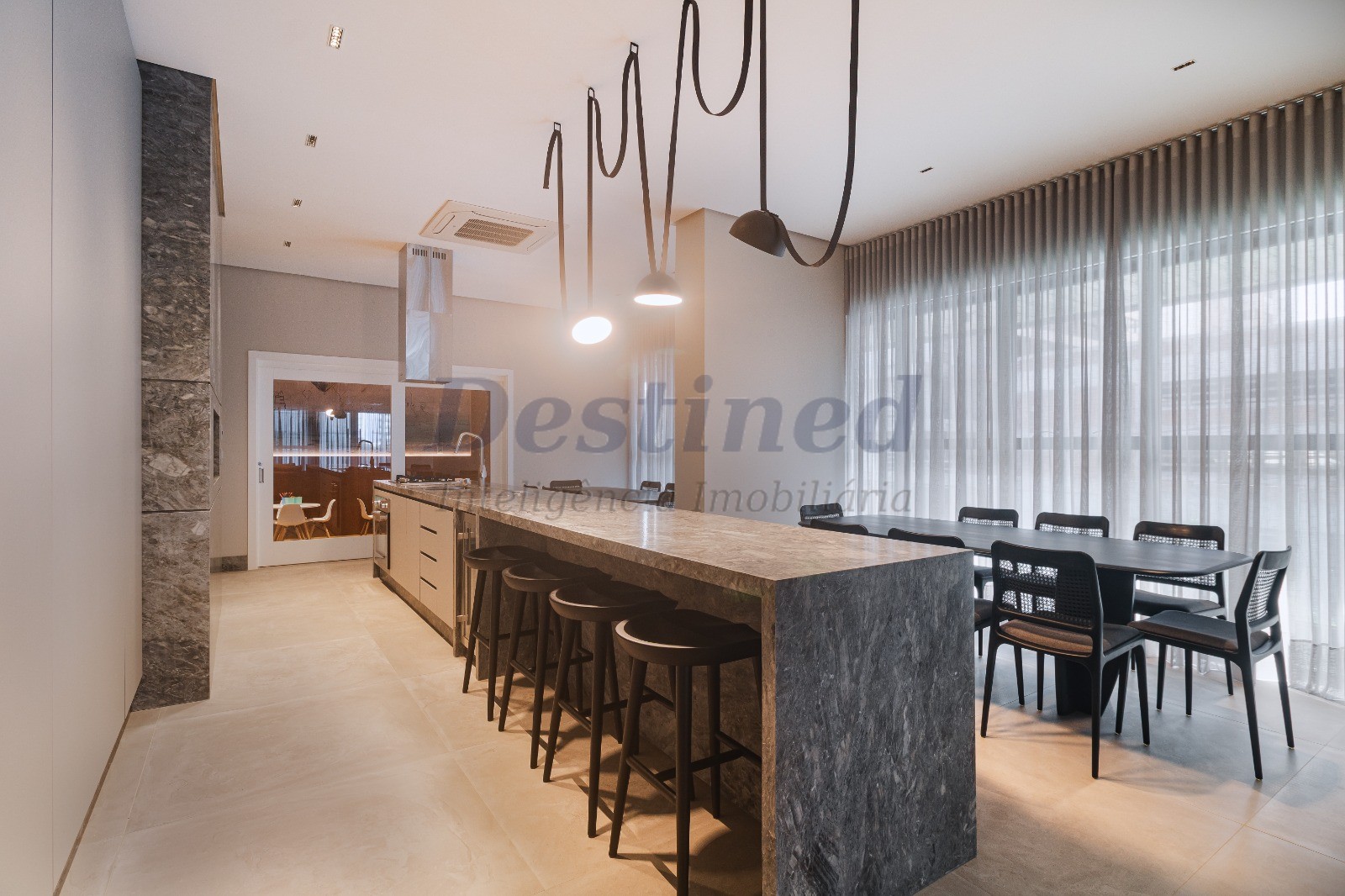 Apartamento 2 suítes para Venda no bairro Centro em Torres