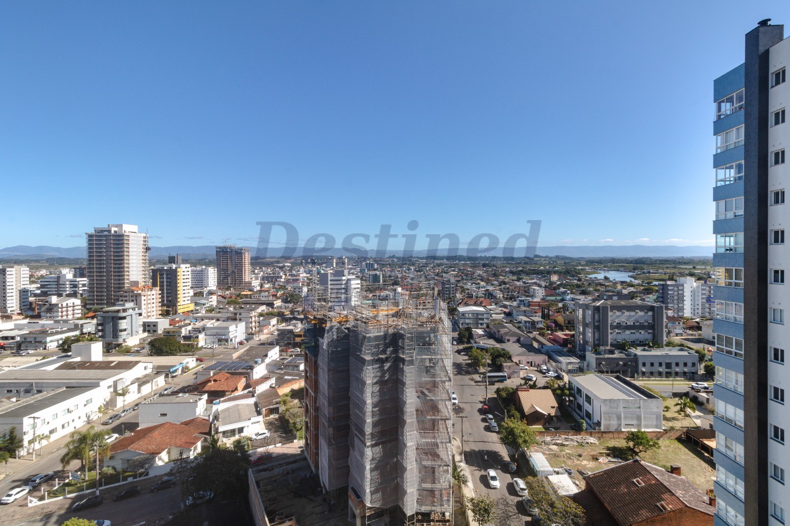 Apartamento 2 suítes para Venda no bairro Centro em Torres