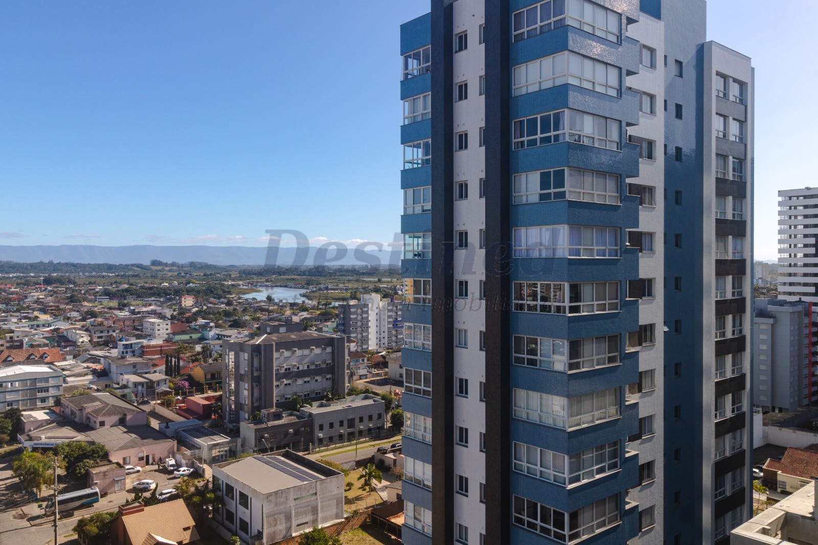 Apartamento 2 suítes para Venda no bairro Centro em Torres