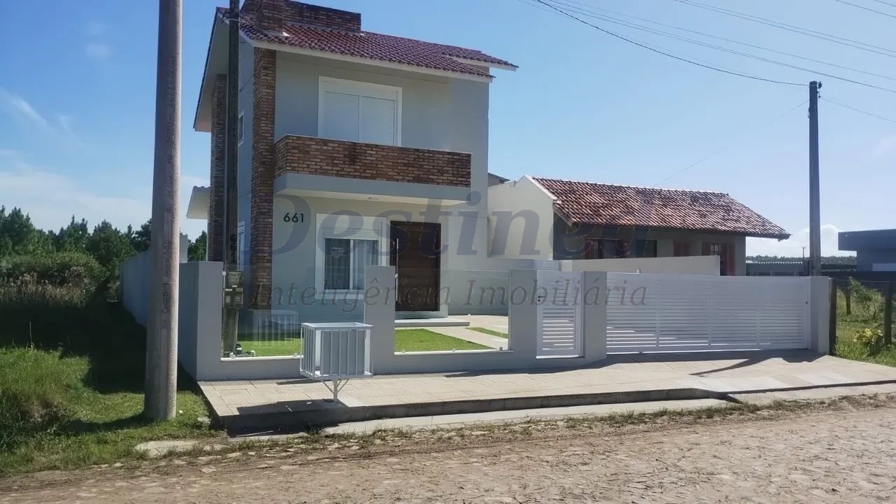 Casa 3 quartos para Venda no bairro Centro em Passo de Torres
