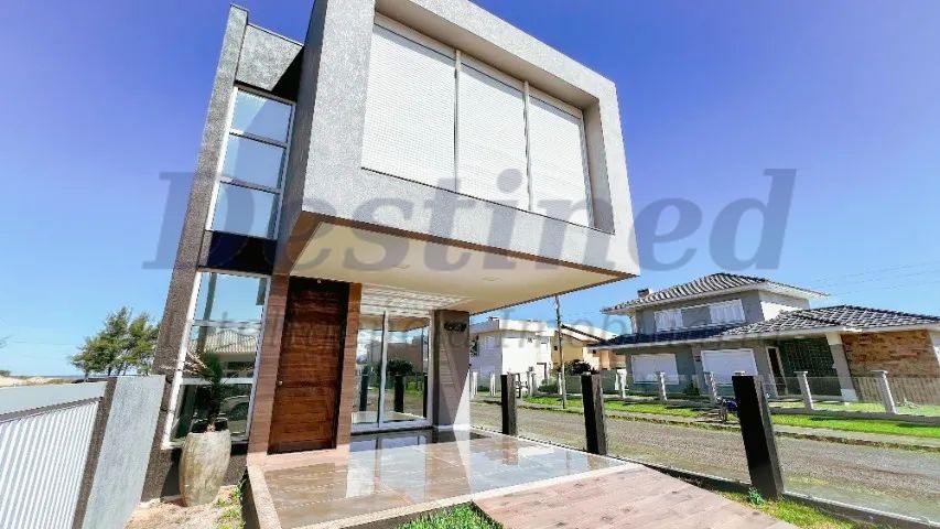 Casa 3 suítes para Venda no bairro Centro em Capão da Canoa