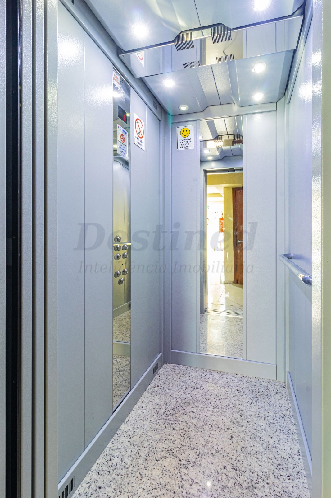 Apartamento 3 quartos pra aluguel no bairro Jardim Itu em Porto Alegre
