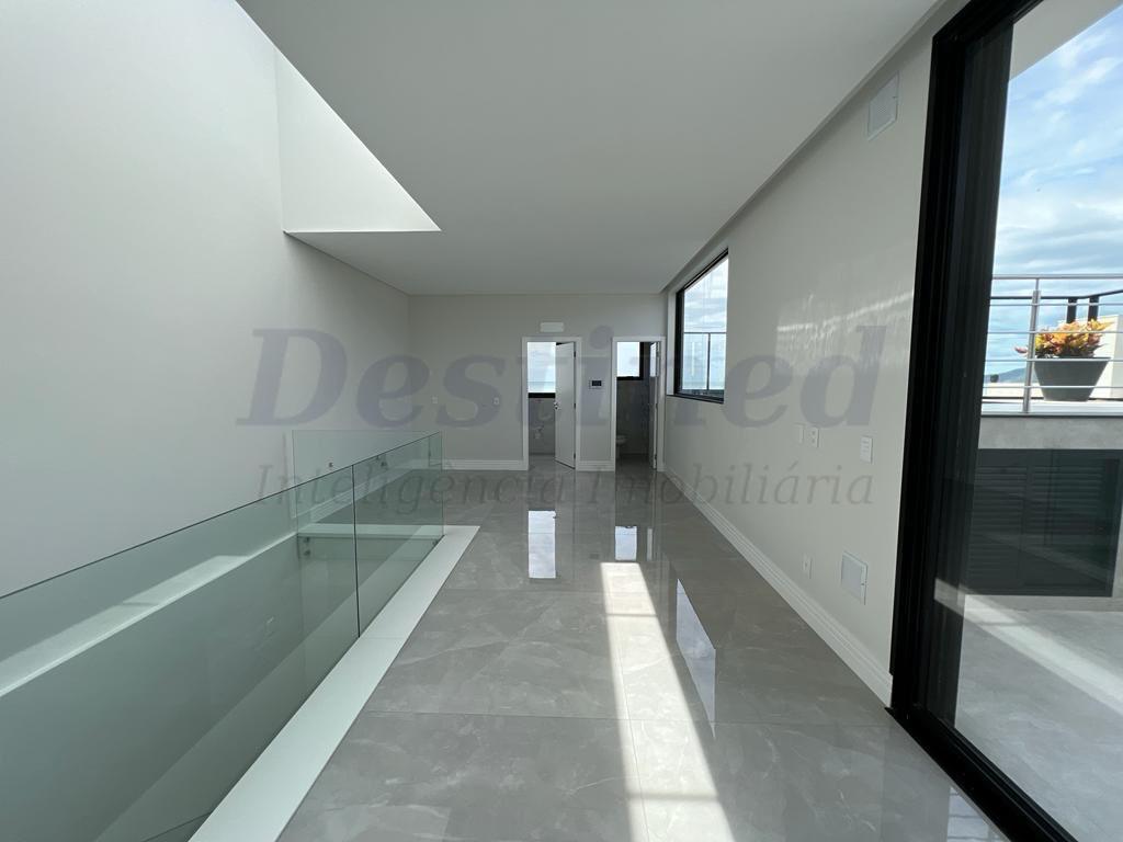 Cobertura duplex 03 suítes para venda em Itajaí