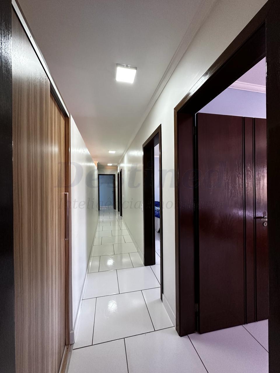 Casa 05 dormitórios para venda em Xangrilá