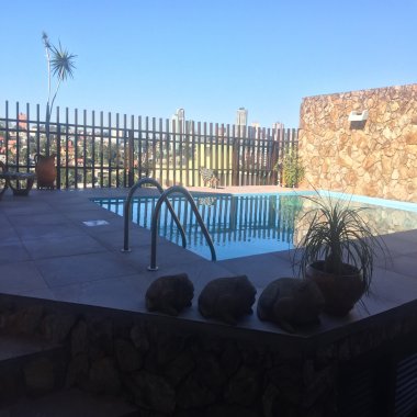 Excelente casa residencial e comercial muito bem localizada na Av Pedro Adams Filho