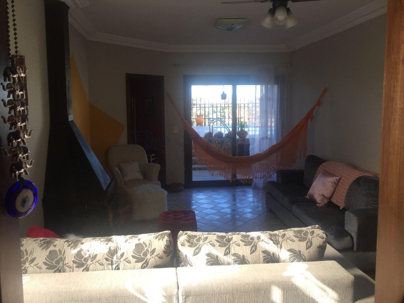 Excelente casa residencial e comercial muito bem localizada na Av Pedro Adams Filho 