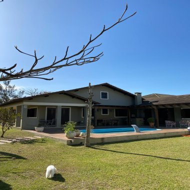 Casa 4 quartos para Venda no bairro Balneario Praia Real em Torres