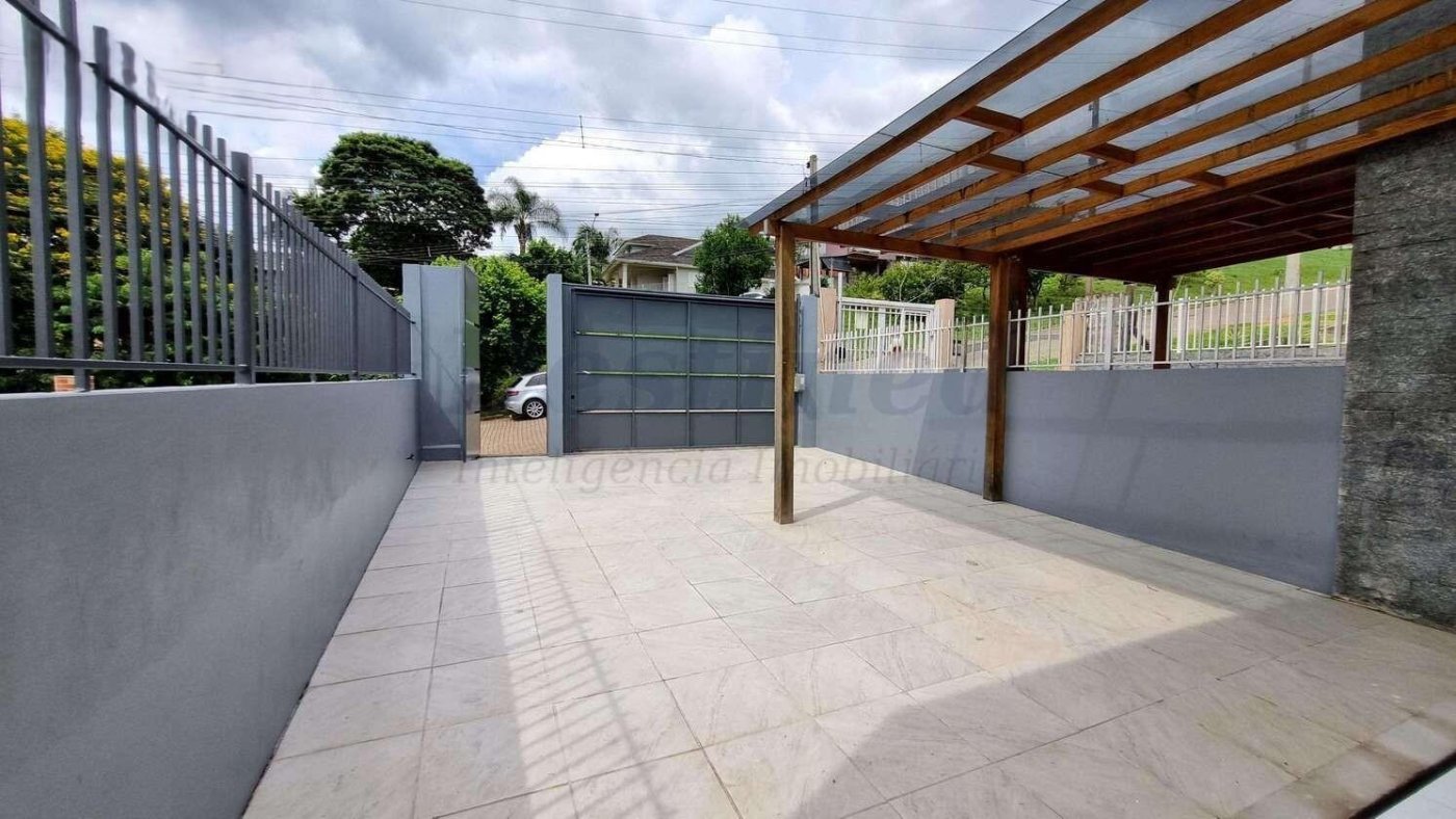 Casa com piscina para venda no Bairro Imigrante em Campo Bom