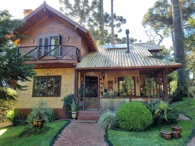 Casa 4 quartos para Venda no bairro Suzana em Canela
