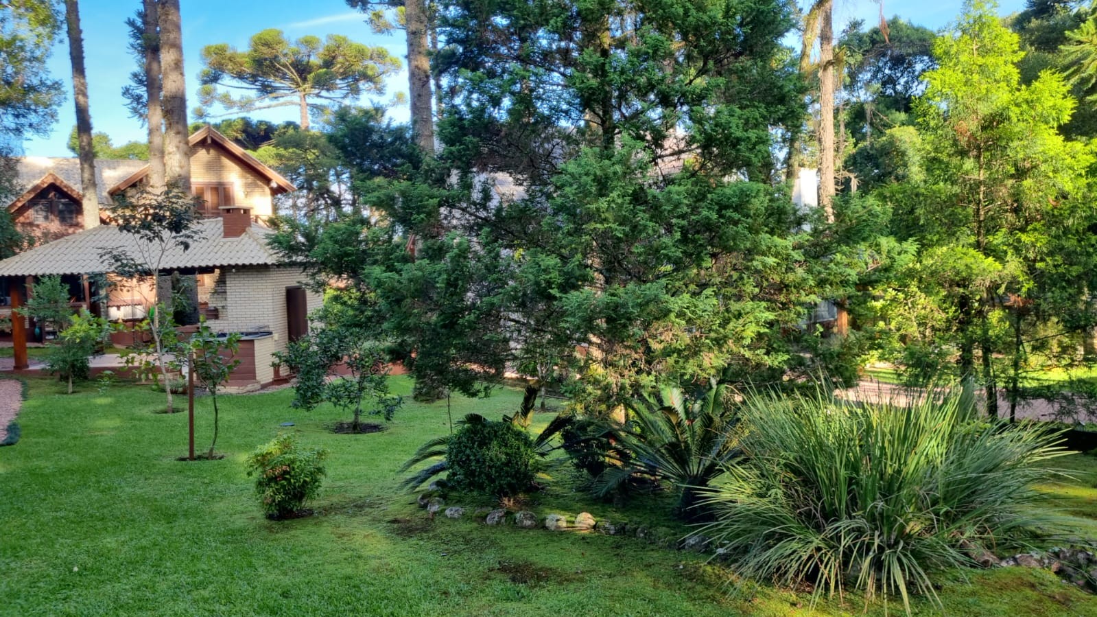 Casa 4 quartos para Venda no bairro Suzana em Canela