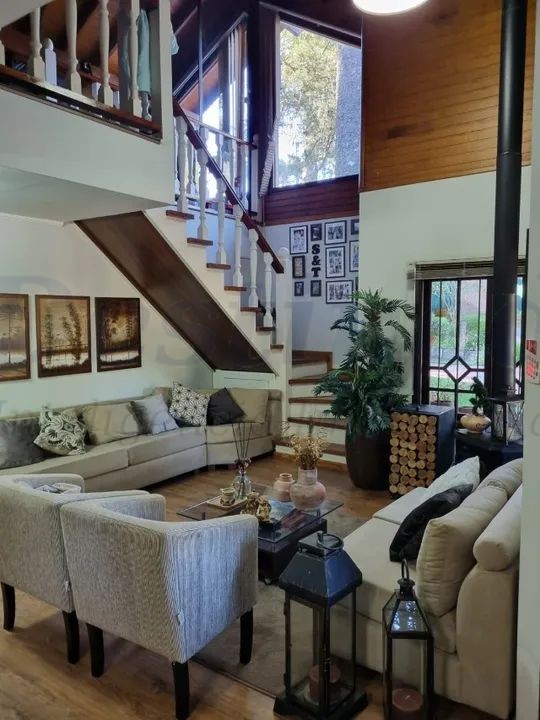 Casa 4 quartos para Venda no bairro Suzana em Canela