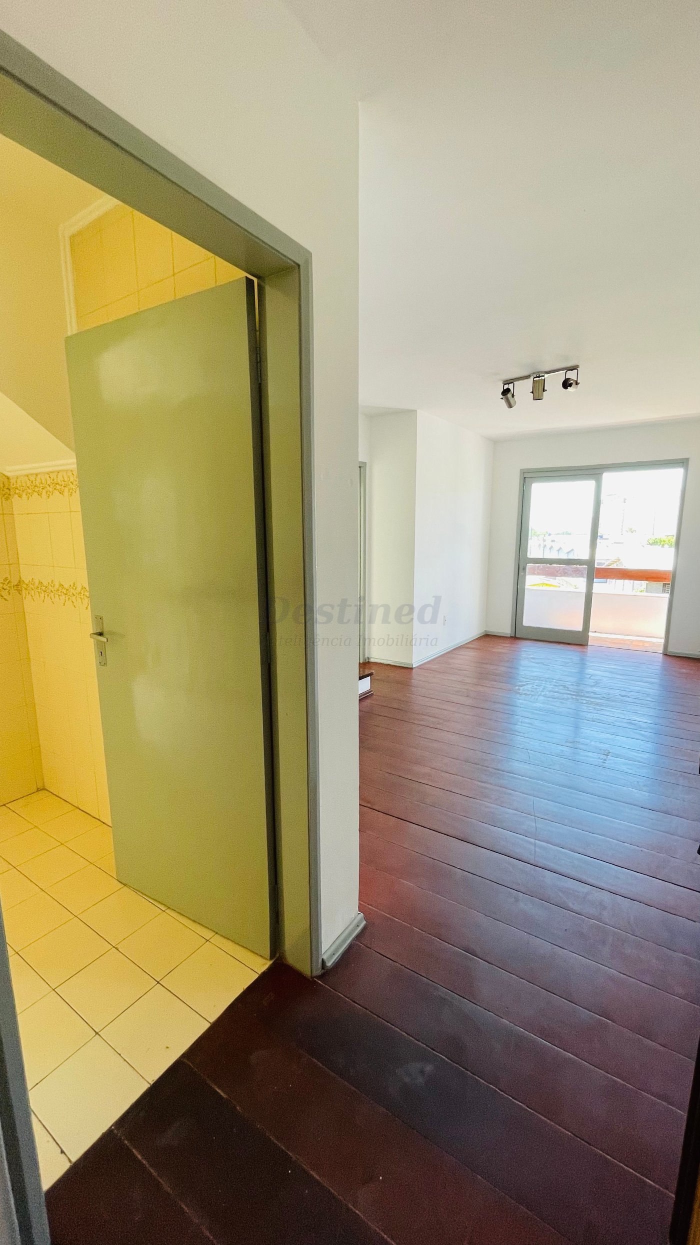 Apartamento 2 quartos para Venda no bairro Sarandi em Porto Alegre