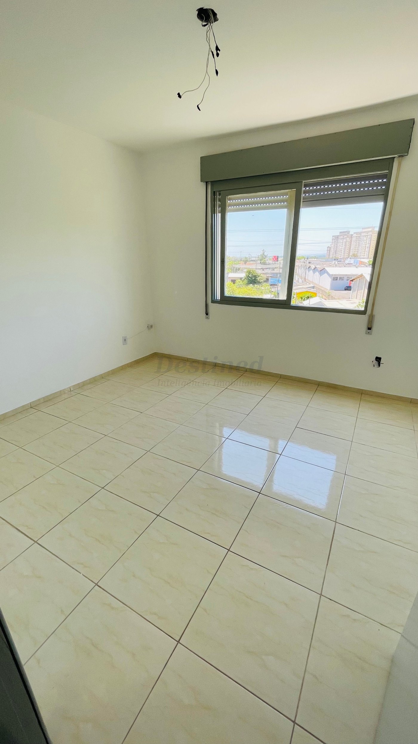 Apartamento 2 quartos para Venda no bairro Sarandi em Porto Alegre