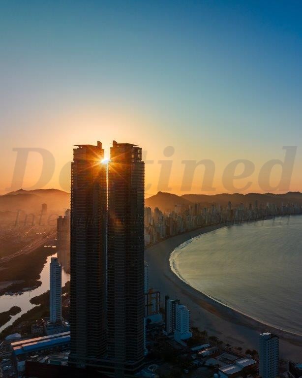 Apartamento 4 suítes para Venda no bairro Centro em Balneário Camboriú