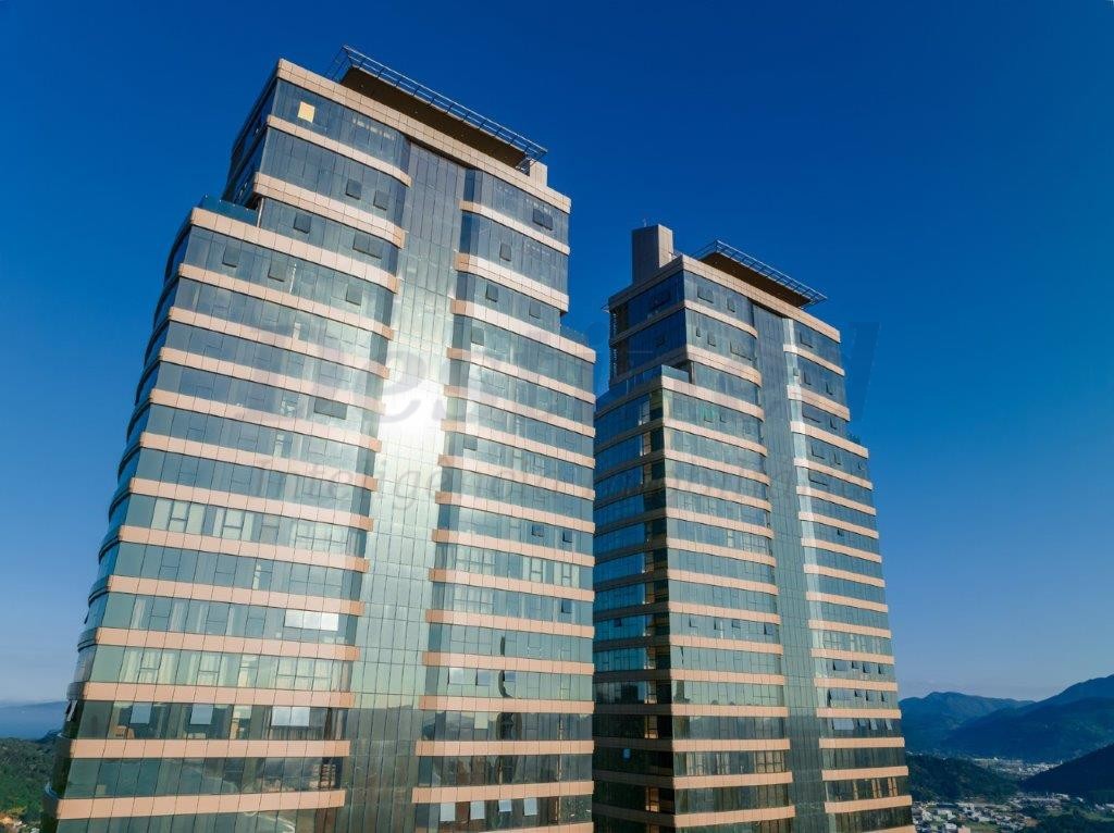 Apartamento 4 suítes para Venda no bairro Centro em Balneário Camboriú