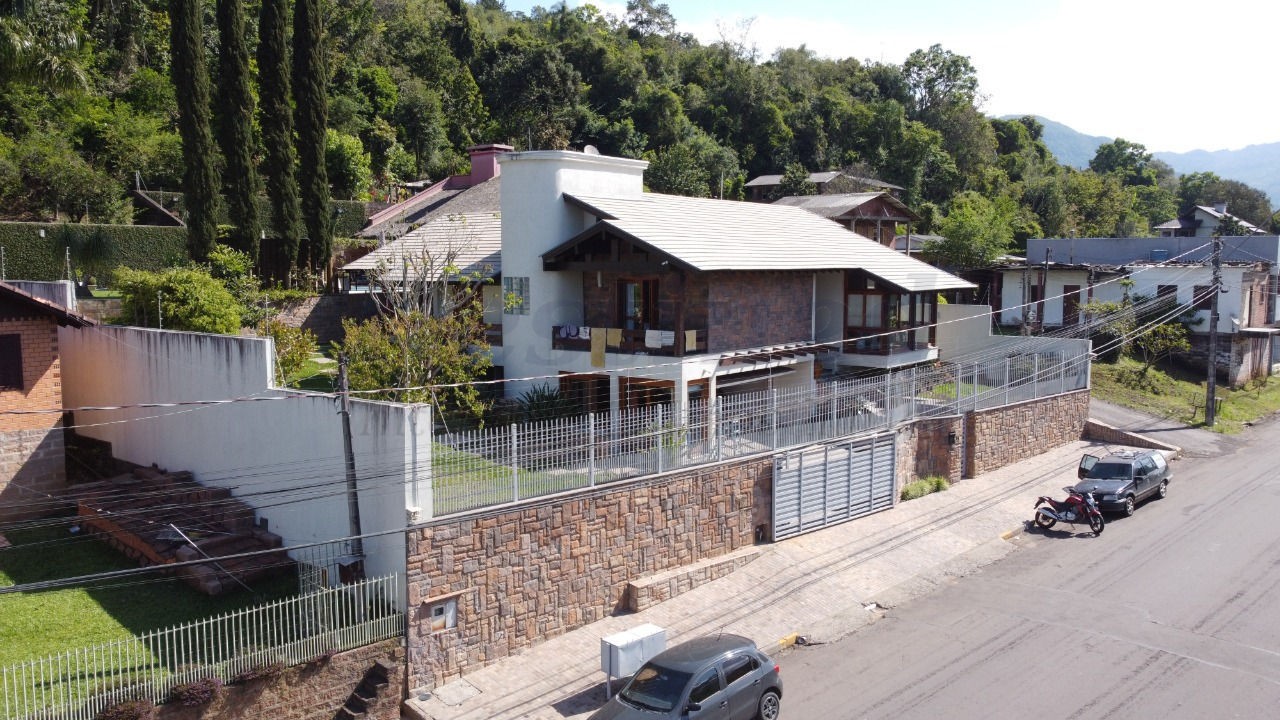 Casa 3 quartos para Venda no bairro Centro em Três Coroas