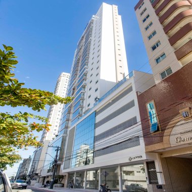 Apartamento 3 suítes para Venda no bairro Centro em Balneário Camboriú