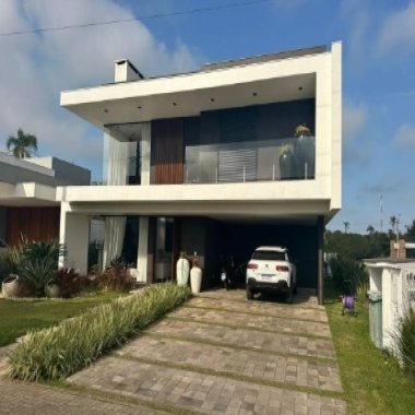 Casa 3 suítes para Locação Anual no bairro Lomba Grande em Novo Hamburgo