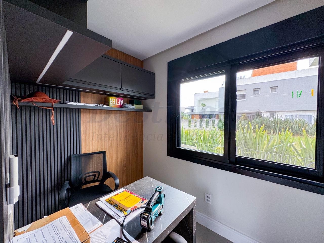 Casa 3 suítes para Locação Anual em Torres