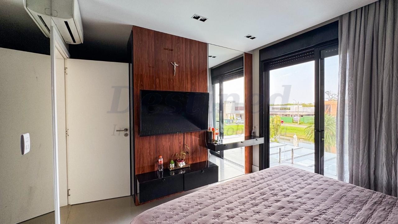 Casa 3 suítes para Locação Anual em Torres