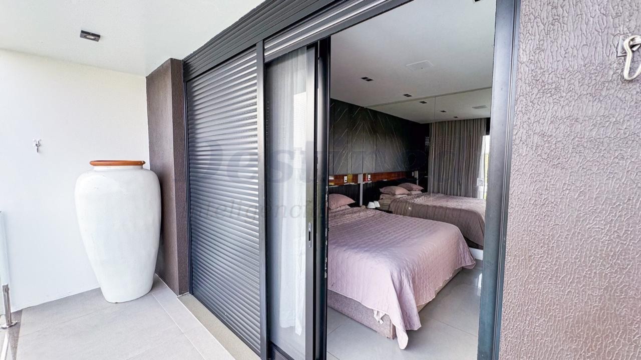 Casa 3 suítes para venda no bairro Lomba Grande em Novo Hamburgo