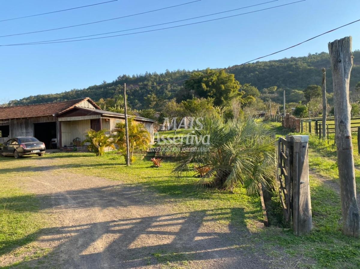 Sítio / Chácara 5 quartos para Venda no bairro Fazenda Fialho em Taquara