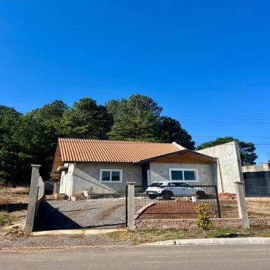 Casa 3 quartos para Venda no bairro Carazal em Gramado